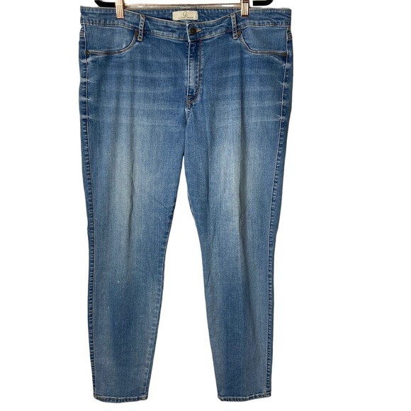 Cookie Johnson Jeans Womens Size 18W Medium Wash Plus Stretch - Picture 3 of 10